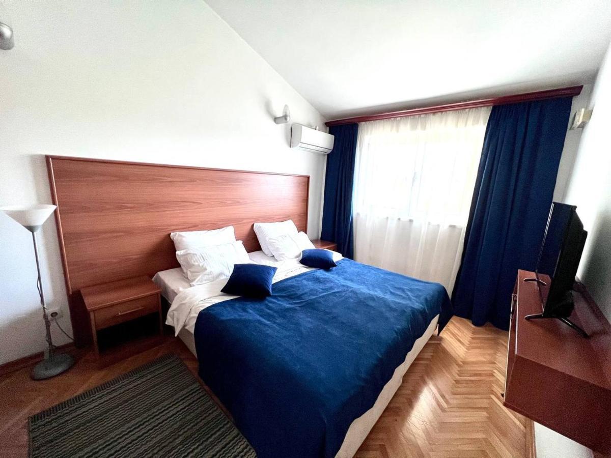 Hotel Ambasador Podgorica Eksteriør billede