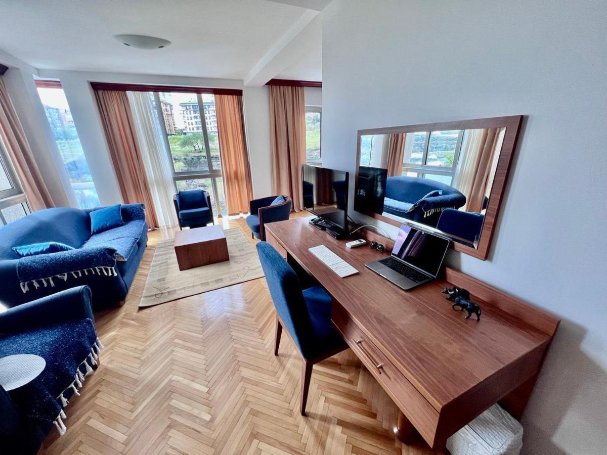 Hotel Ambasador Podgorica Eksteriør billede