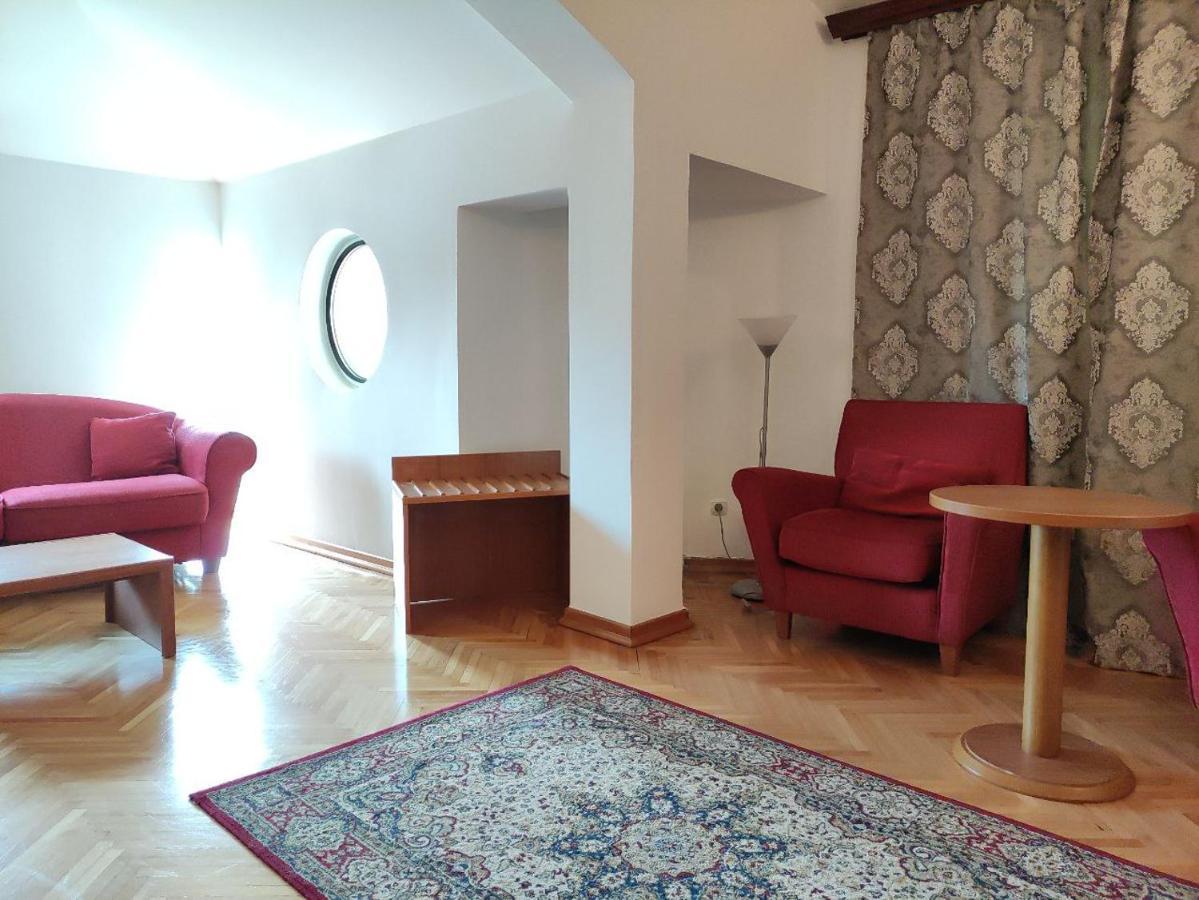 Hotel Ambasador Podgorica Eksteriør billede