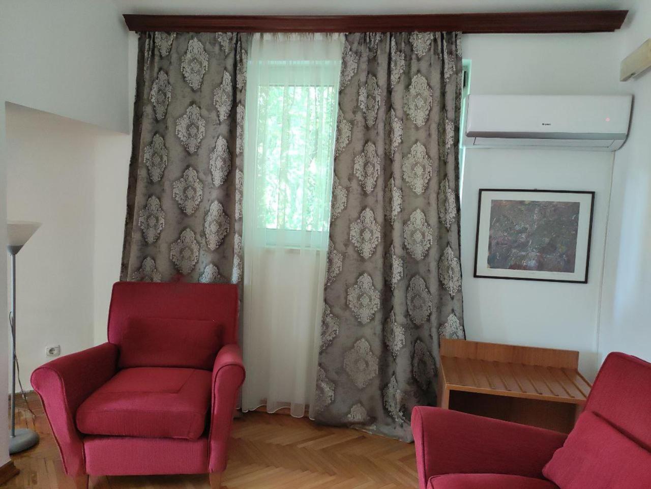 Hotel Ambasador Podgorica Eksteriør billede