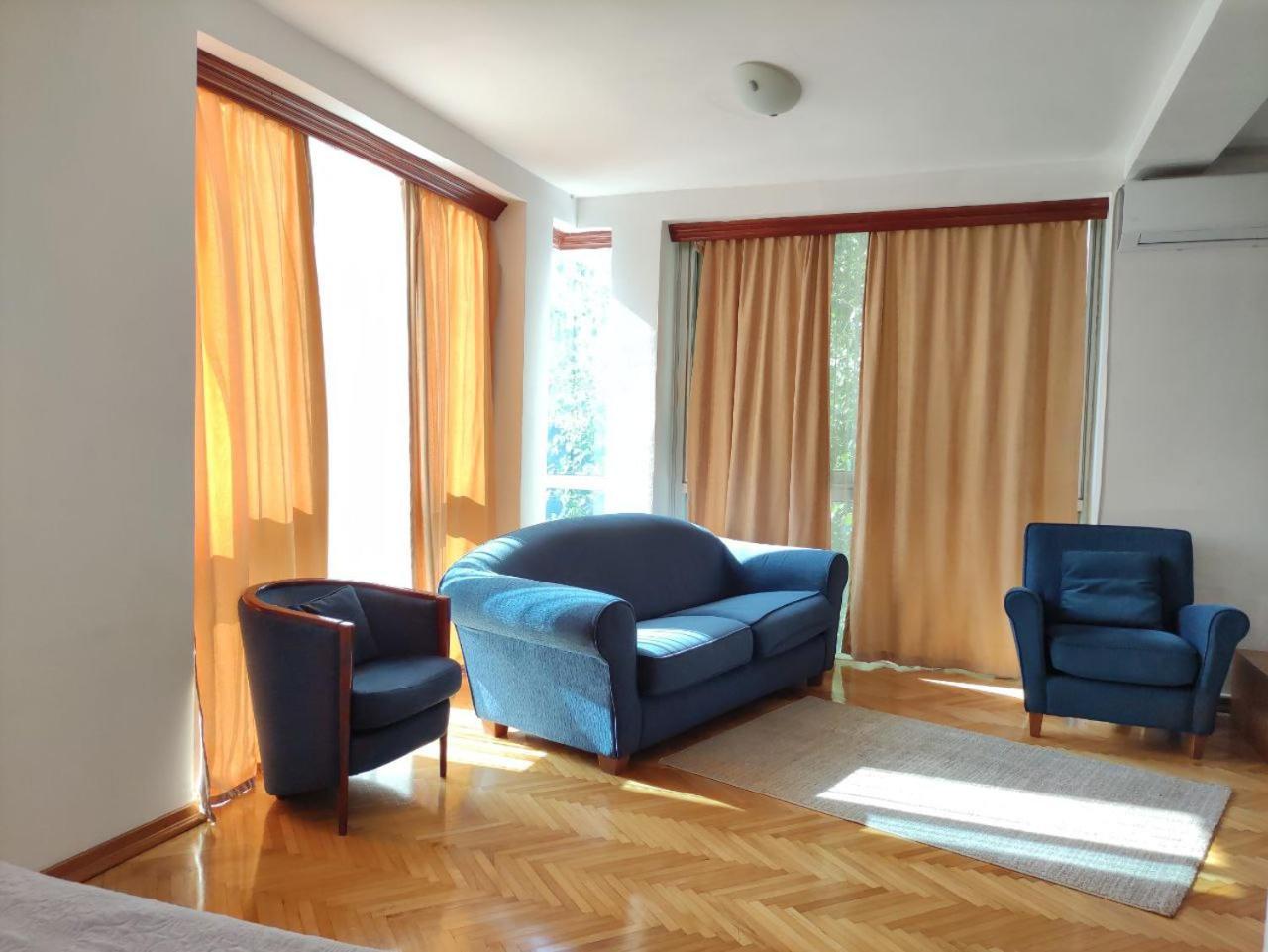 Hotel Ambasador Podgorica Eksteriør billede