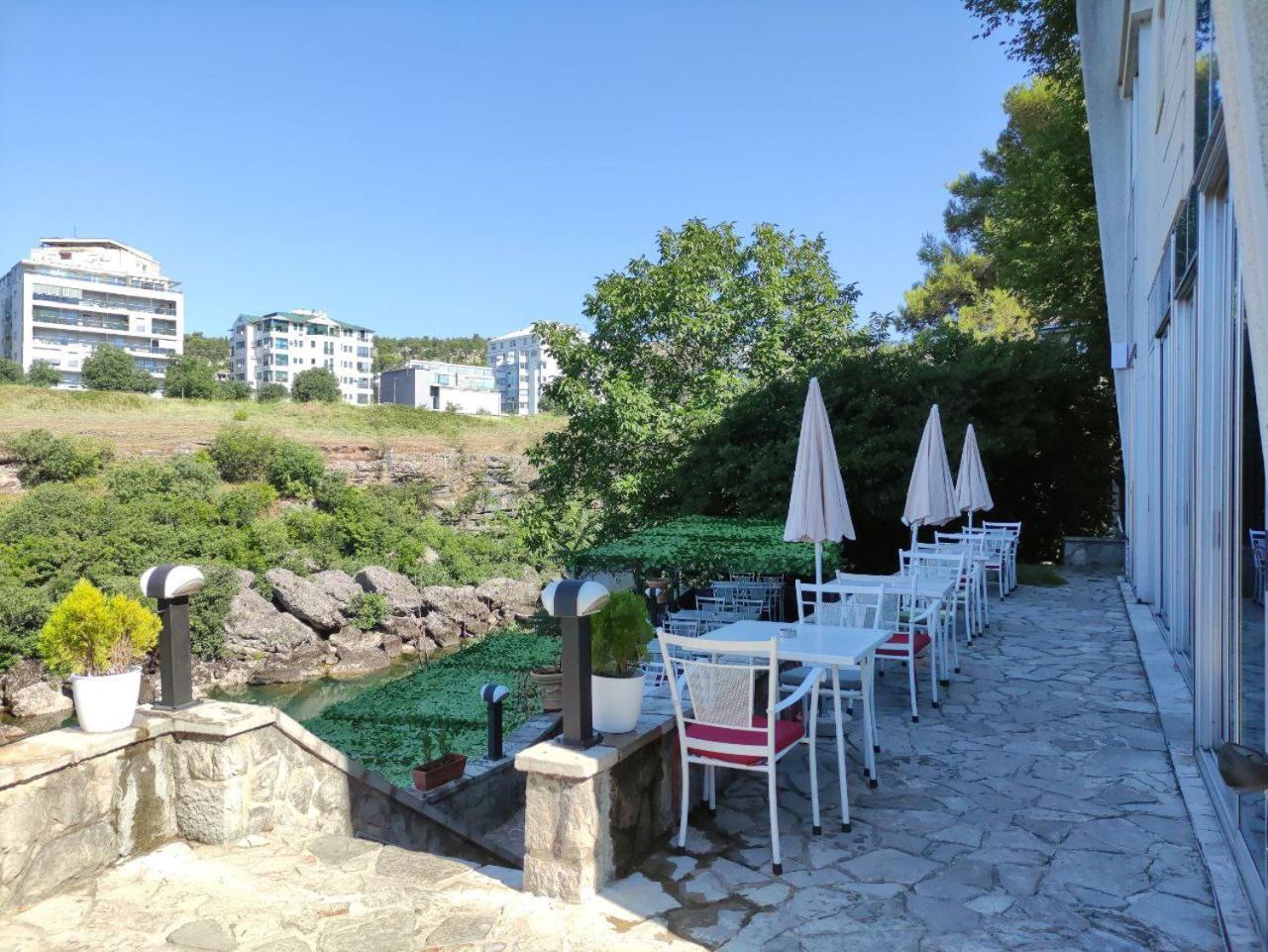 Hotel Ambasador Podgorica Eksteriør billede